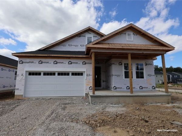 2456 Merriment Drive , Amherst, OH 44001