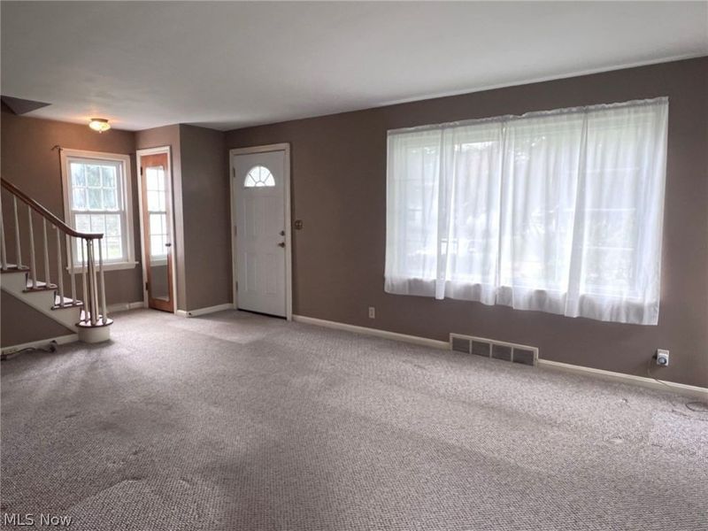 350 Harter Avenue NW, Canton, OH 44708 Photo 5