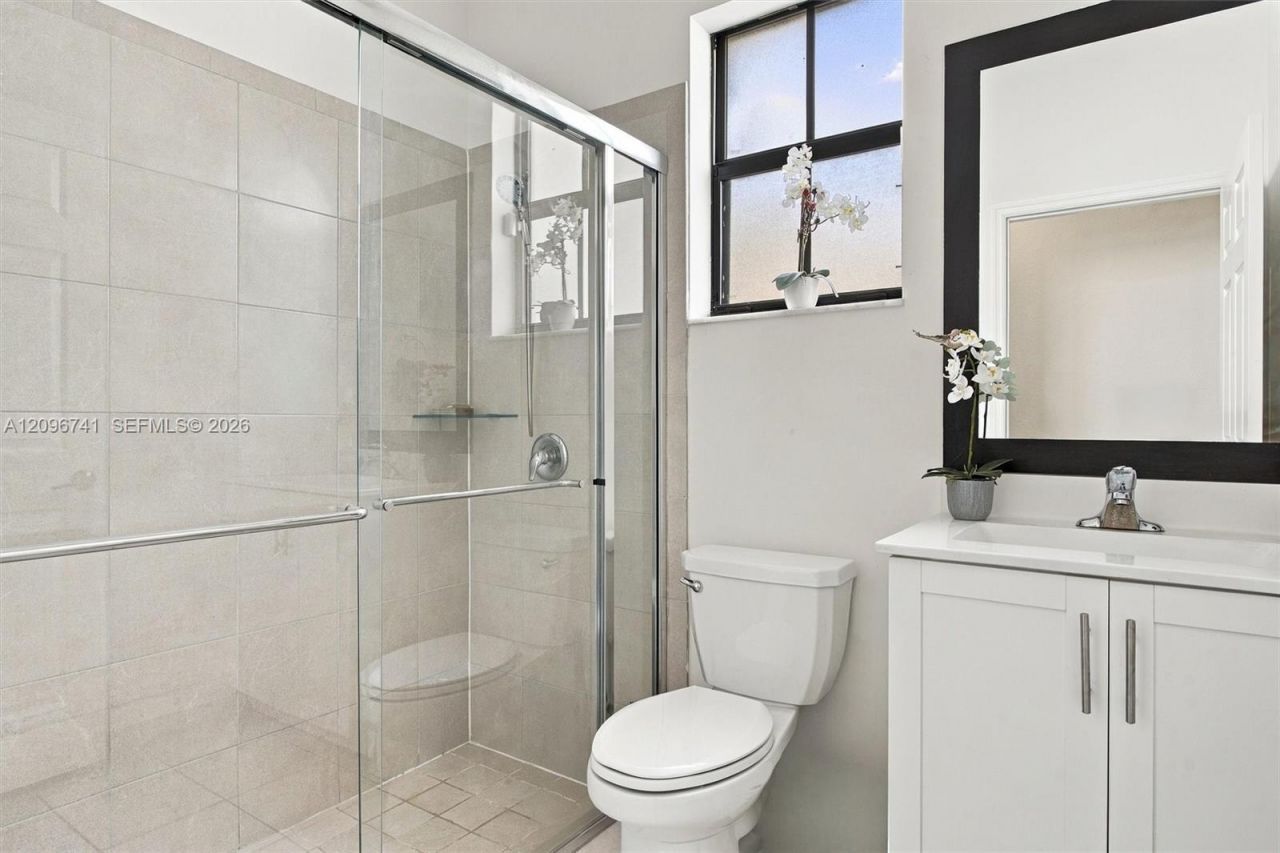 3419 W 109th Pl , Hialeah, FL 33018 Photo