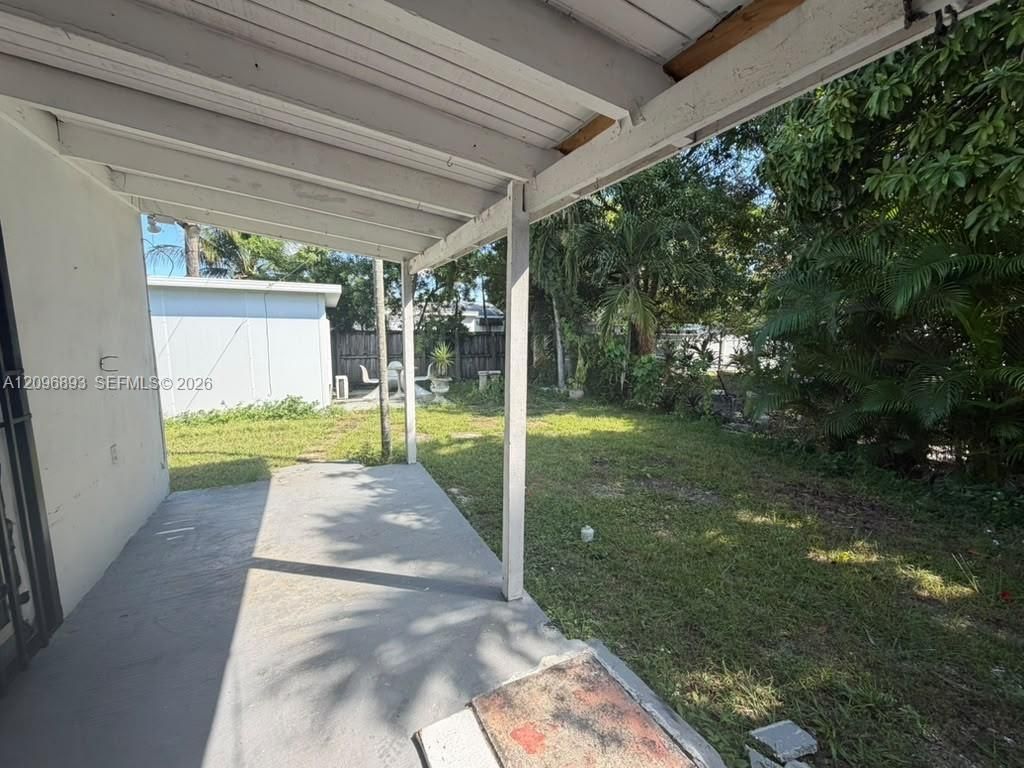 6871 SW 37th St , Unit B, Miami, FL 33155 Photo