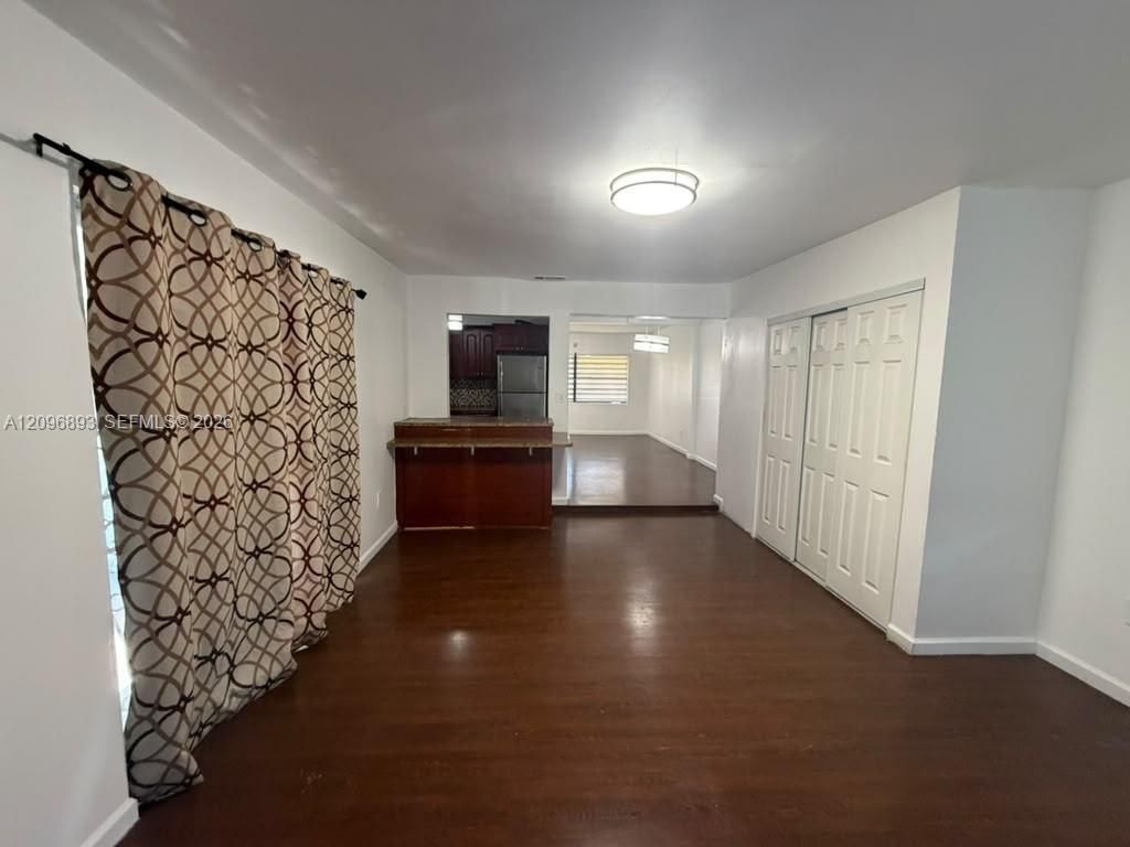 6871 SW 37th St , Unit B, Miami, FL 33155 Photo