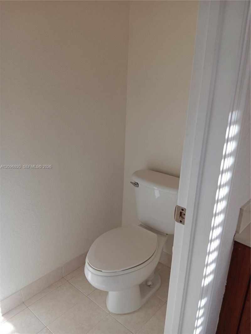 12971 SW 200th Ter, Miami, FL 33177 Photo