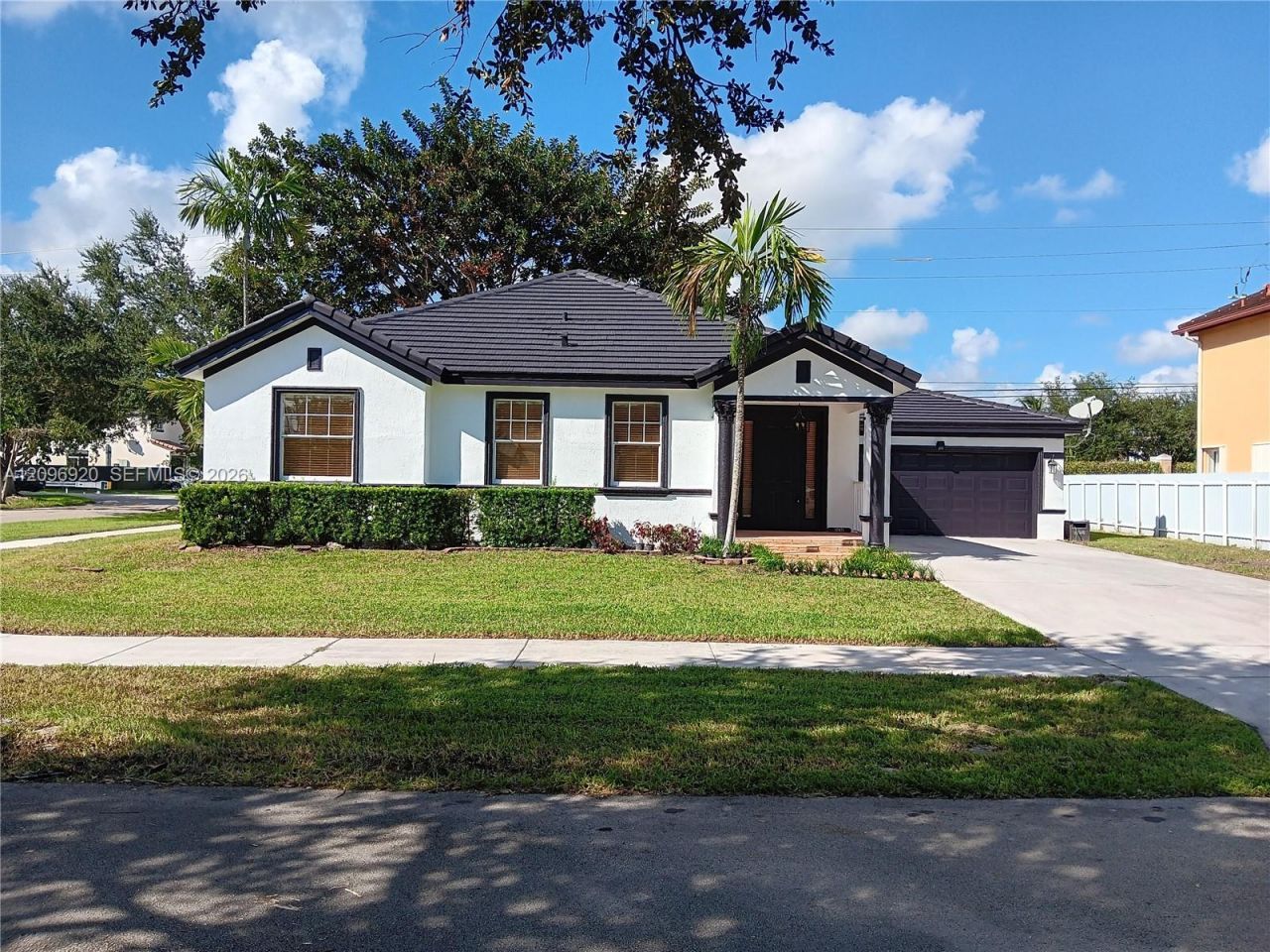 12971 SW 200th Ter, Miami, FL 33177 Photo