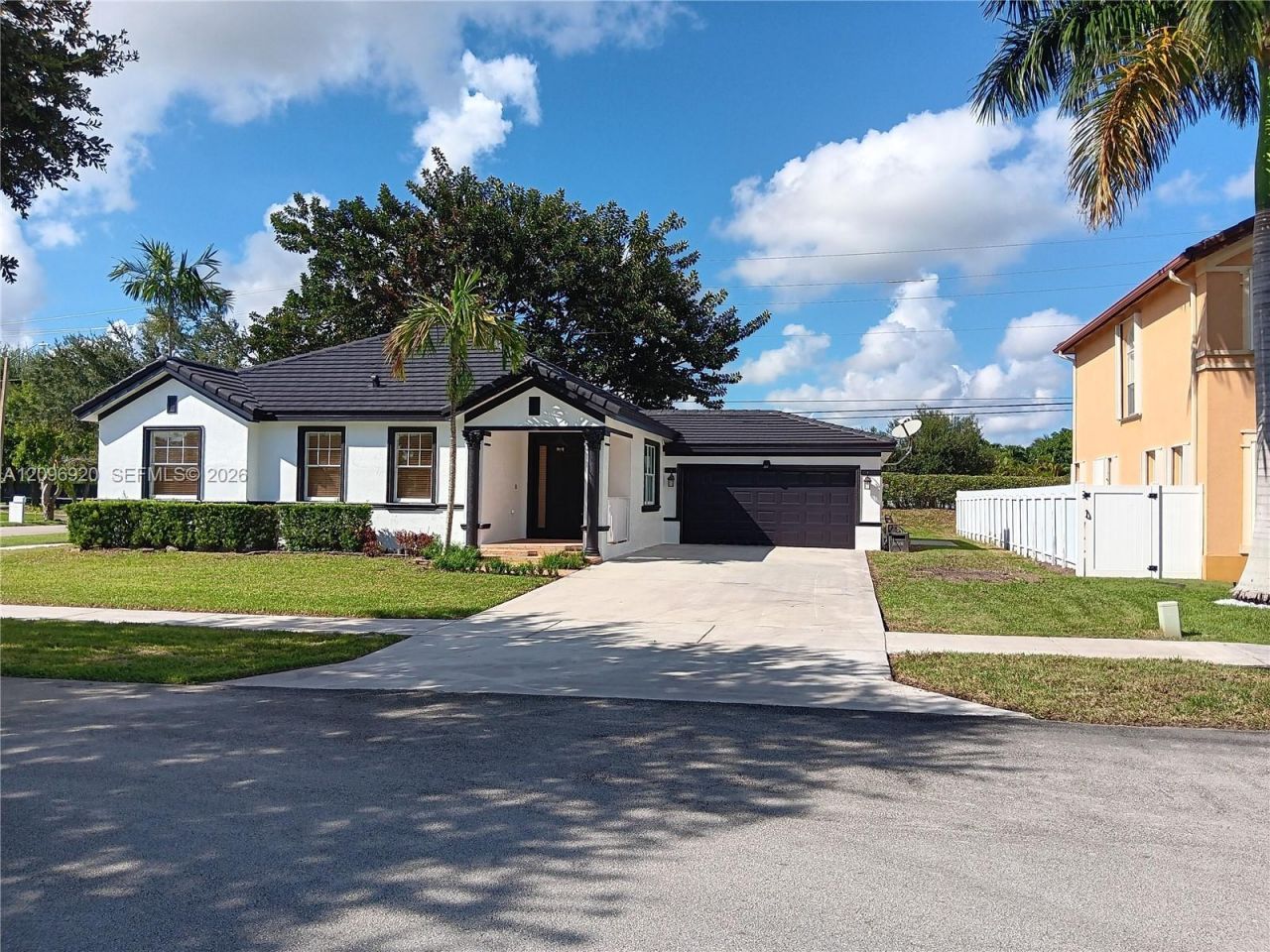 12971 SW 200th Ter, Miami, FL 33177 Photo
