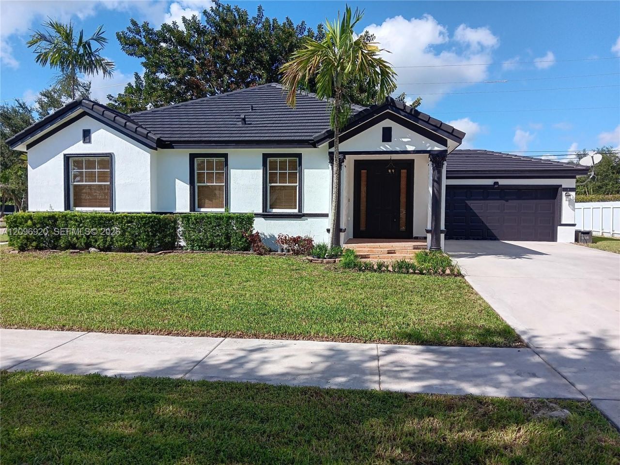 12971 SW 200th Ter, Miami, FL 33177 Photo