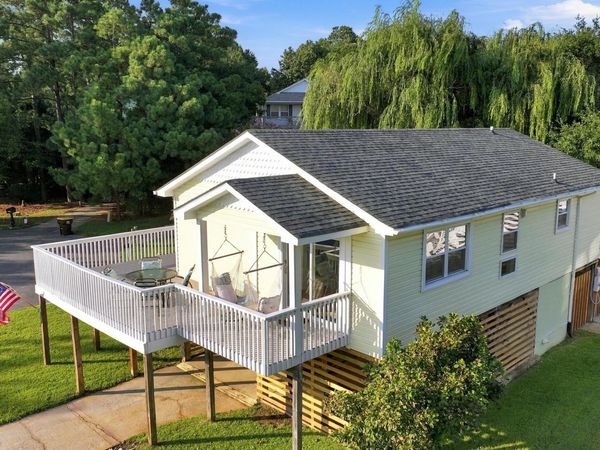 110 Rhodoms Drive , Kill Devil Hills, NC 27948