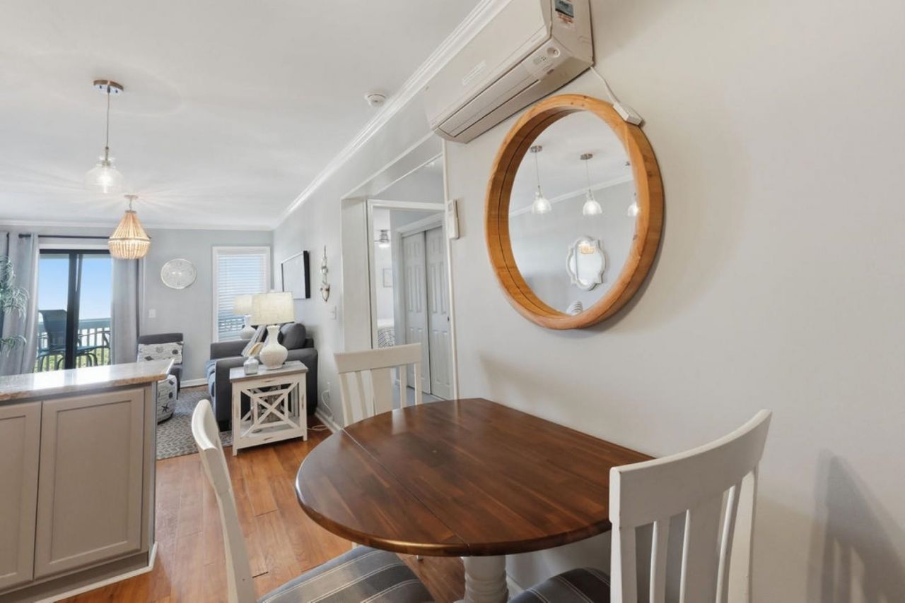 9670 Shore Dr. Photo 14
