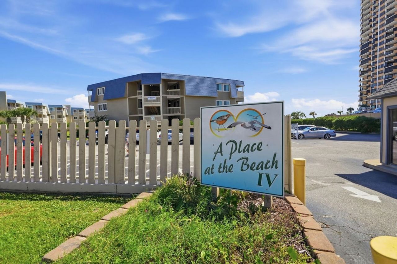 9670 Shore Dr. Photo 30