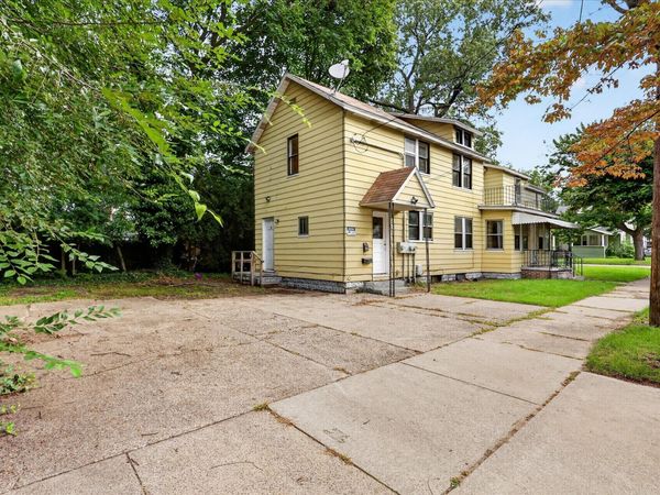 190 W Dale Avenue, Muskegon, MI 49441