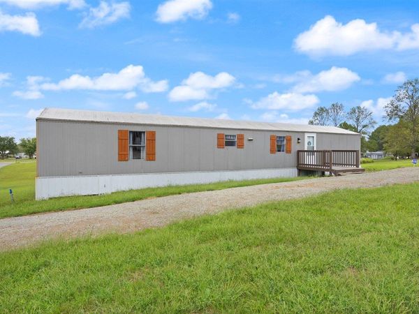 821 Foxwood Circle , Leitchfield, KY 42754