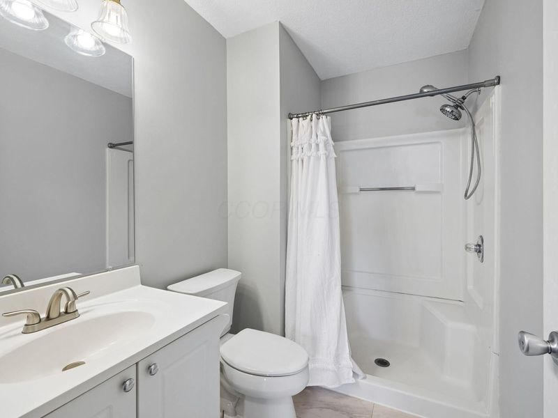 7003 Pleasant Colony Way, Unit 14, New Albany, OH 43054 Photo 25