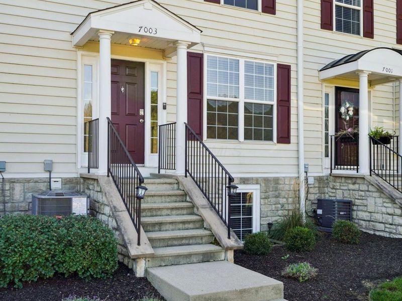 7003 Pleasant Colony Way, Unit 14, New Albany, OH 43054 Photo 3