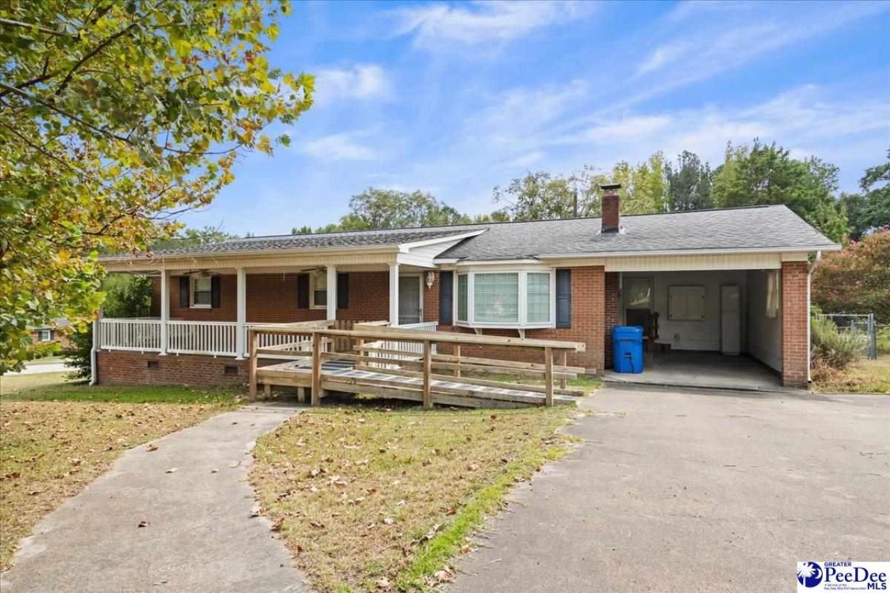 630 E Pigg St Photo 33