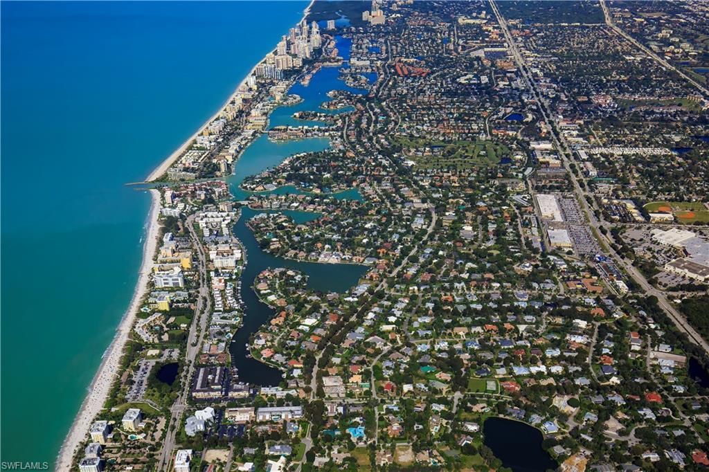 4001 Gulf Shore Blvd N, Unit 1104, Naples, FL 34103 Photo