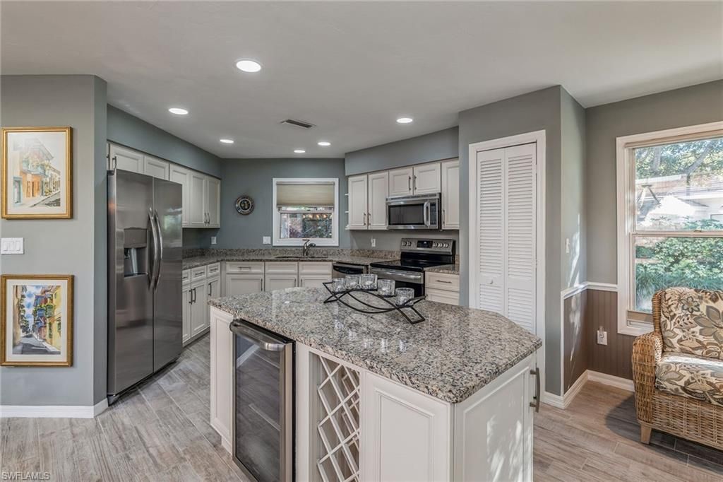 6652 Trident Way, Unit J-1, Naples, FL 34108 Photo
