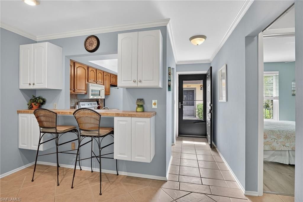 1009 Pine Isle Ln, Unit 1009, Naples, FL 34112 Photo