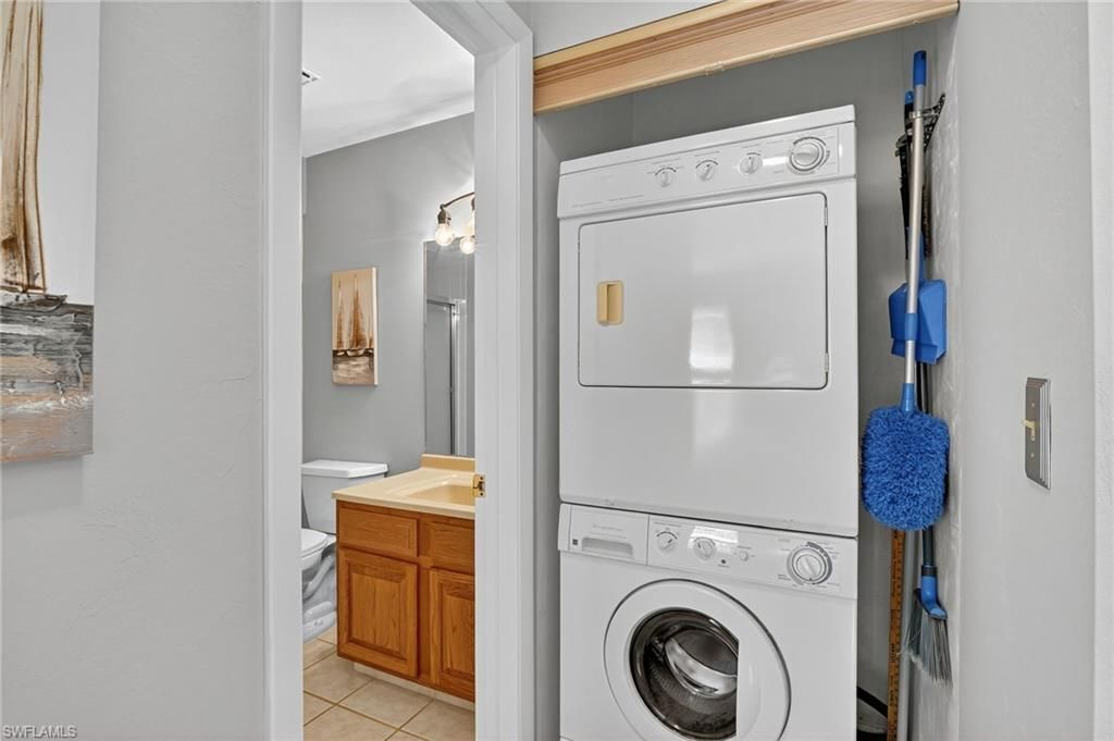 1009 Pine Isle Ln, Unit 1009, Naples, FL 34112 Photo