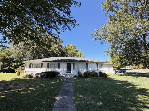 109 Flower Pt , Estill Springs, TN 37330