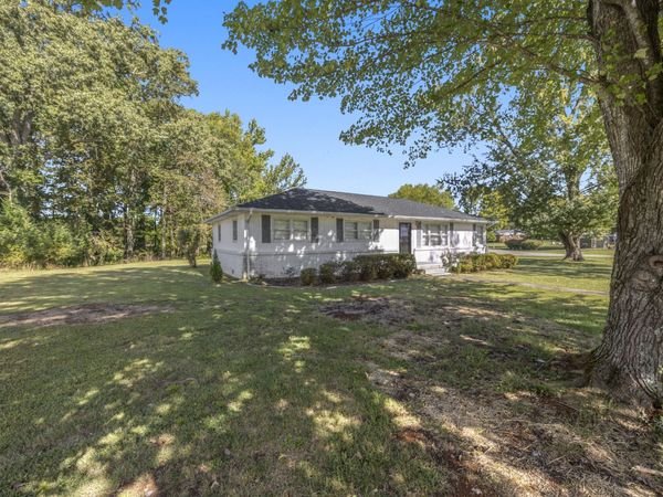 109 Flower Pt, Estill Springs, TN 37330