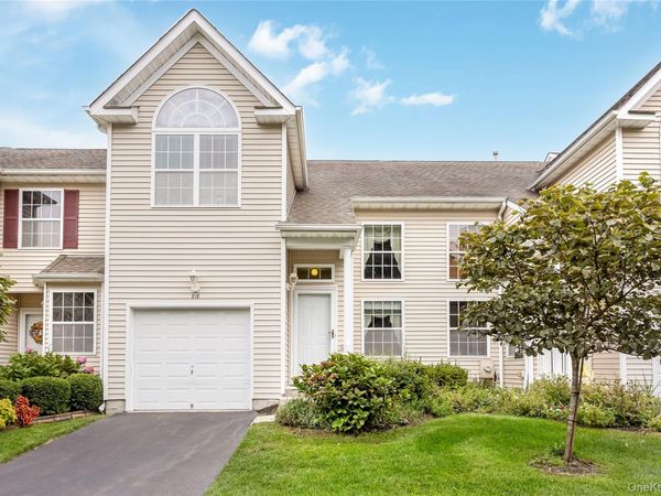 218 Kettles Lane , Medford, NY 11763