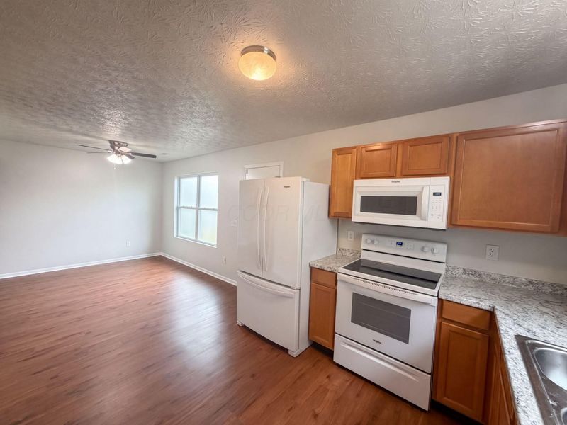 3841 Bay Village Street, Columbus, OH 43232 Photo 9