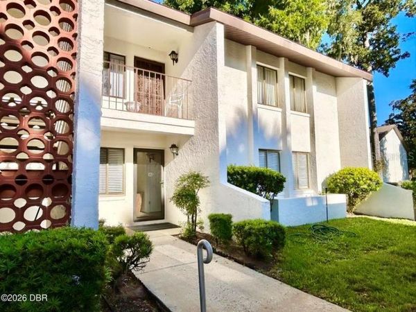 1 TOMOKA OAKS BOULEVARD , Unit 119, ORMOND BEACH, FL 32174