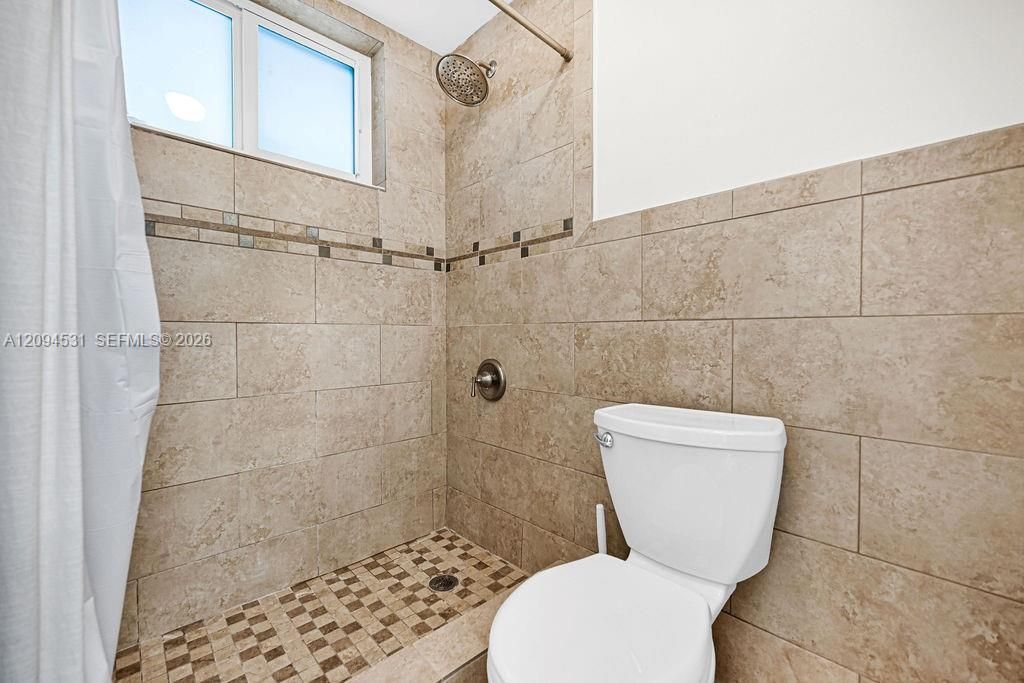 8574 SW 211th Ter, Cutler Bay, FL 33189 Photo