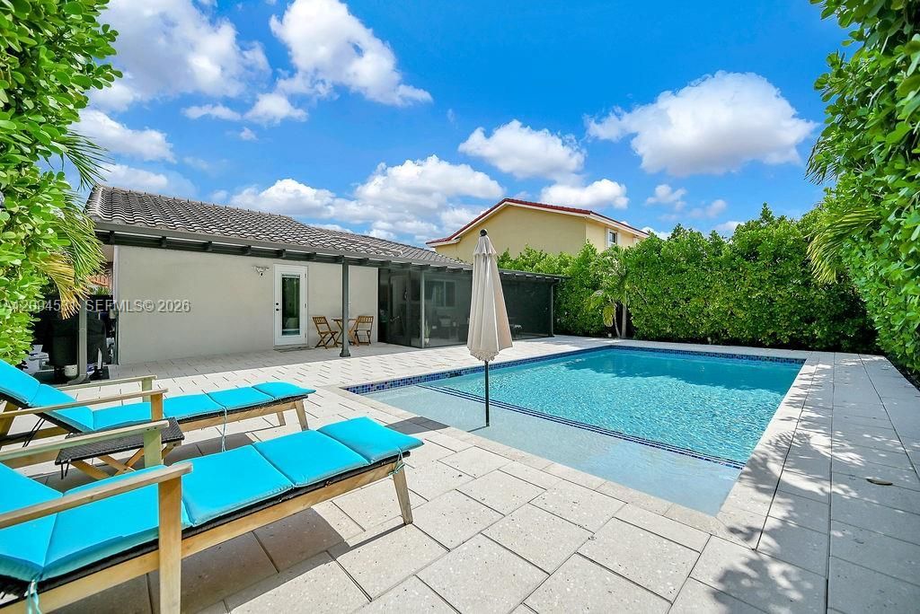 8574 SW 211th Ter, Cutler Bay, FL 33189 Photo