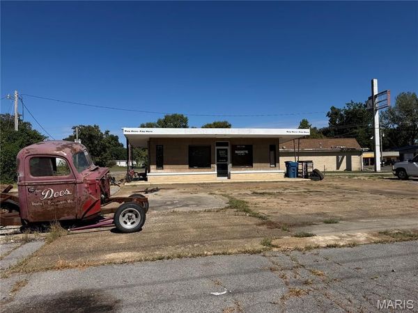 301 First Street, Fisk, MO 63940