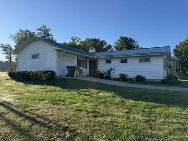 47 Grandview Ave., Jackson, OH 45640