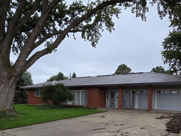 35413 Hwy 3, LeMars, IA 51031