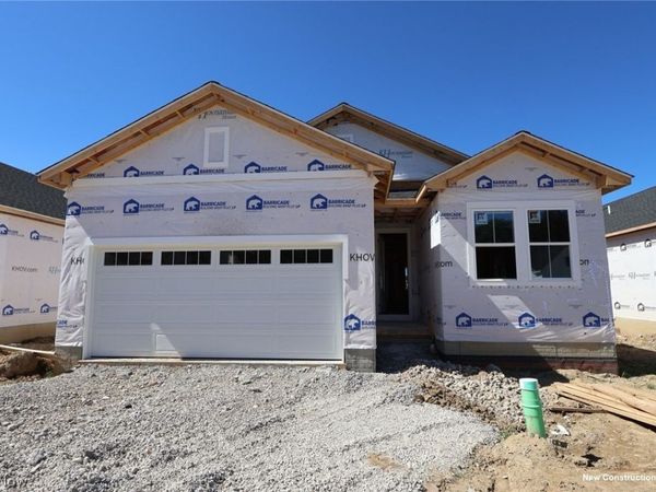 2458 Merriment Drive , Amherst, OH 44001