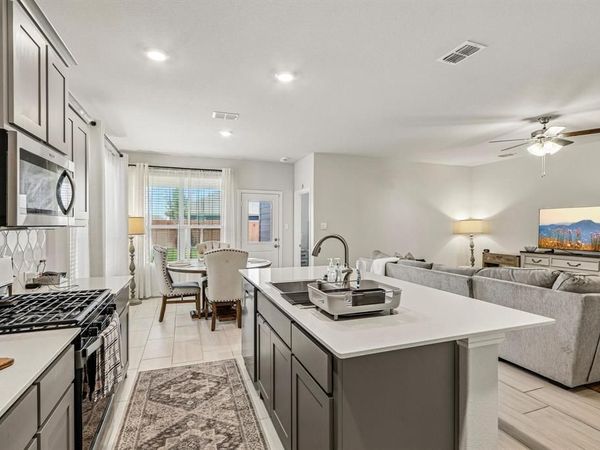 617 Amber Fields Drive, Krum, TX 76249