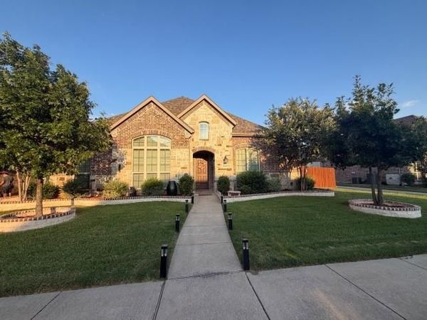 7610 Graystone Drive, Sachse, TX 75048