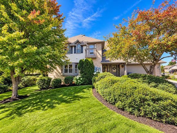 7561 W Tuckaway Pines CIRCLE, Franklin, WI 53132