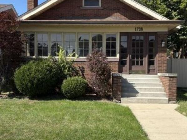 1738 Davis Avenue, Whiting, IN 46394