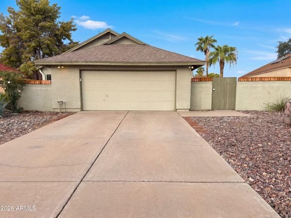 18654 N 45TH Avenue, Glendale, AZ 85308
