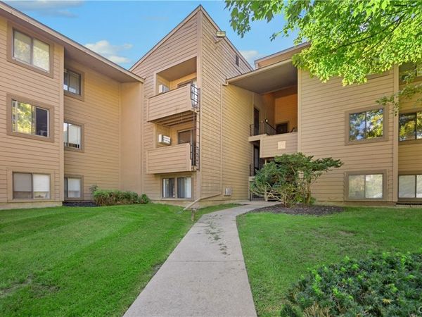 187 Watertree Drive, East Syracuse, NY 13057