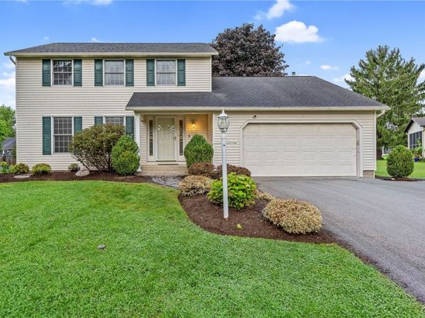4105 Buttonwood Trail , Liverpool, NY 13090