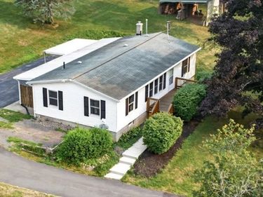 872 Brownsville Road, Victor, NY 14564