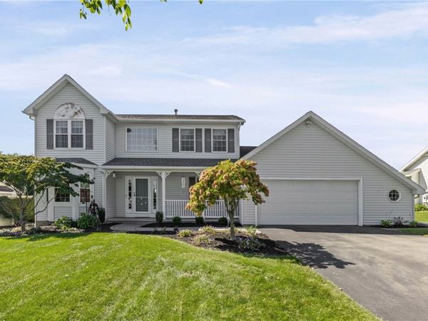 47 Fitzpatrick Trail, West Henrietta, NY 14586
