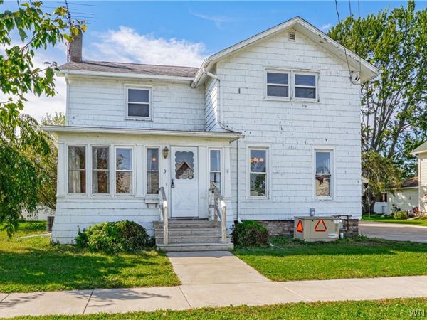 3 East Avenue, Middleport, NY 14105