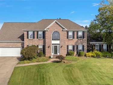 7256 Edgewater Circle , North Tonawanda, NY 14120