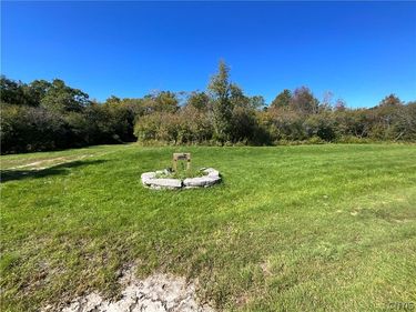 28501 County Route 179 , Chaumont, NY 13622