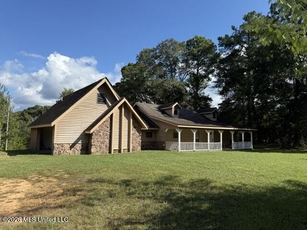 5072 S Highway 13, Morton, MS 39117
