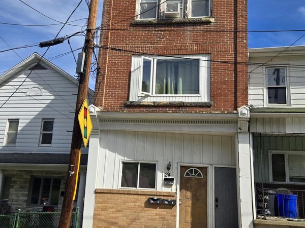 24 E Columbus Avenue, Unit 1, Pittston, PA 18640