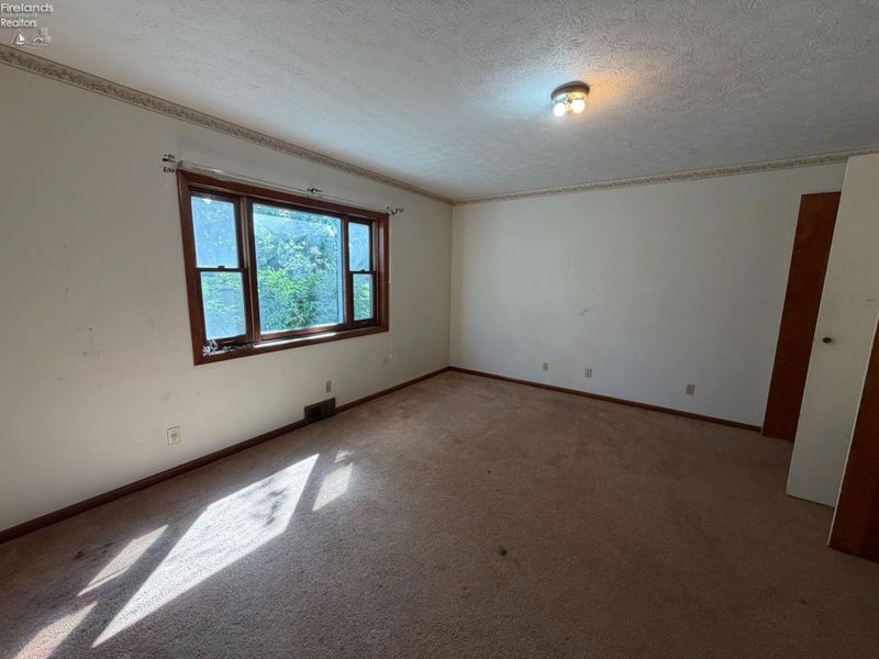 10 Walnut Street, Norwalk, OH 44857 Photo 4