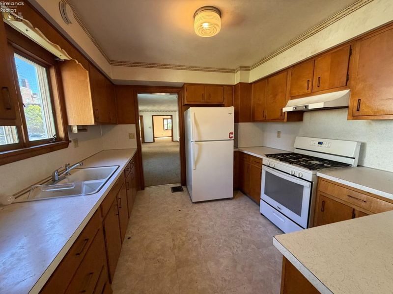 10 Walnut Street, Norwalk, OH 44857 Photo 7