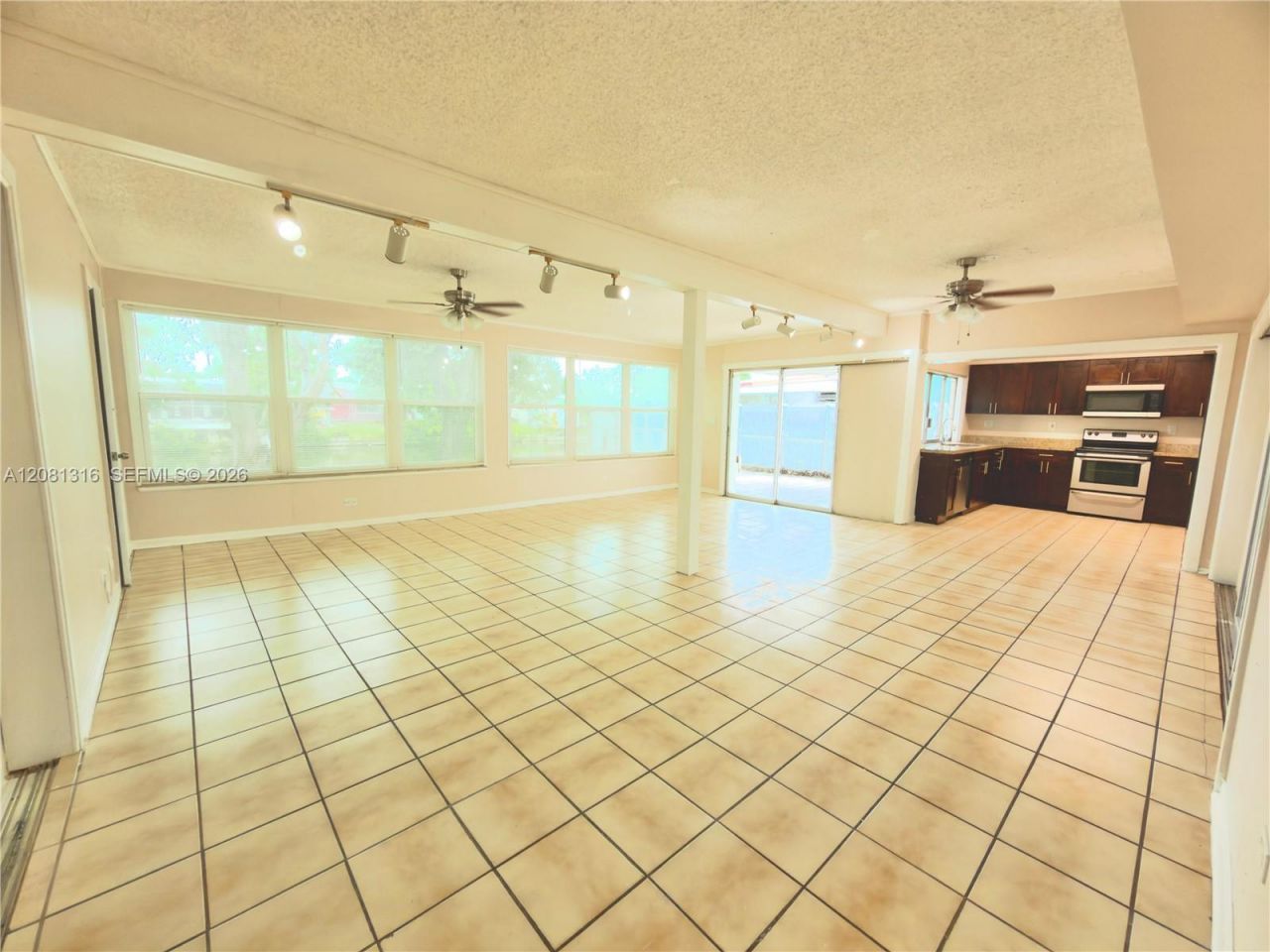 7840 Granada Blvd, Miramar, FL 33023 Photo