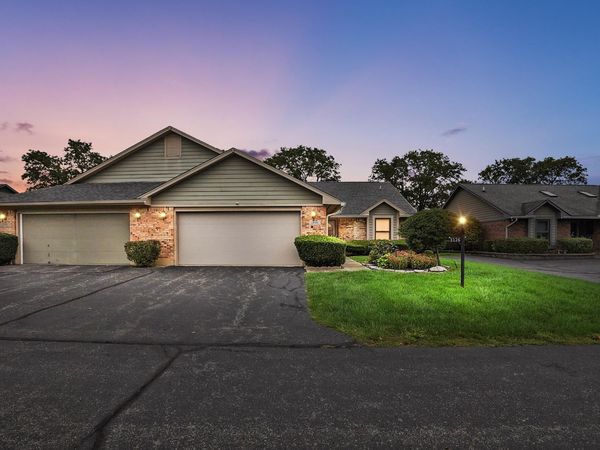 3126 Lakeview Court, Unit 3126, Springfield, OH 45503